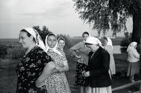 За дужками