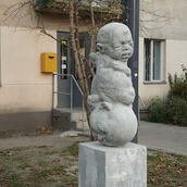 Встановлення скульптури «Embryo»